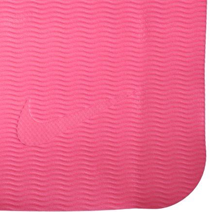 Аксесуари для тренувань Nike Fundamental Yoga Mat (3mm) Vivid Pink - 97127, фото 4 - інтернет-магазин MEGASPORT