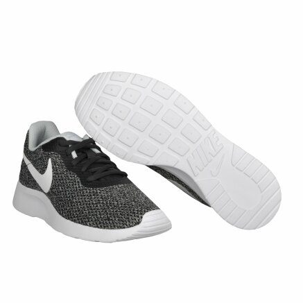 Nike tanjun se womens best sale