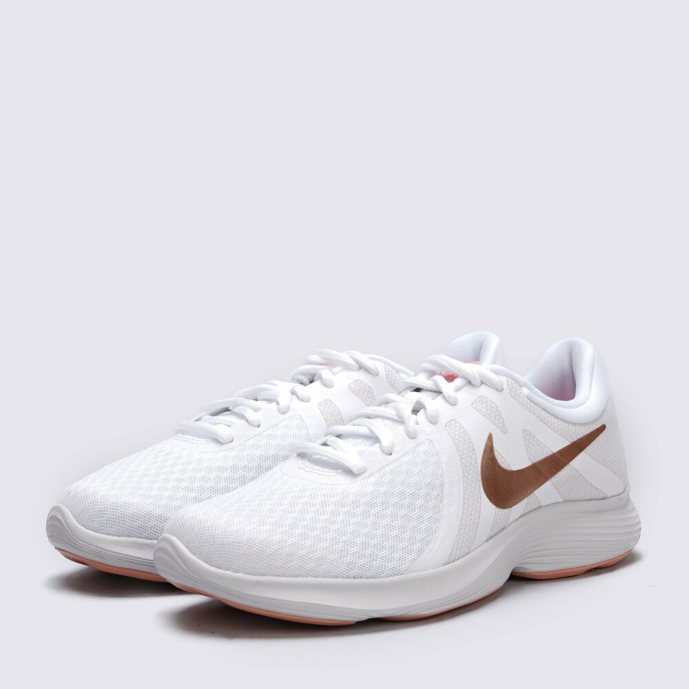 wmns revolution 4 eu