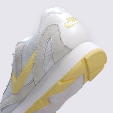 Nike sportswear delfine store