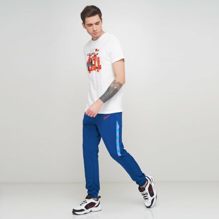 Футболка Nike M Nsw Tee Snkr Cltr 7 - 121803, фото 2 - интернет-магазин MEGASPORT