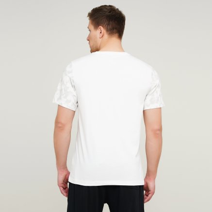 Футболка Nike M Nsw Tee Futura Club Fill | Цвет: белый | купить в  интернет-магазине MEGASPORT: цена, фото | Код товара: 135283