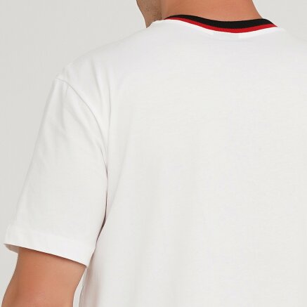 Футболка Champion V-Neck T-Shirt - 128109, фото 5 - интернет-магазин MEGASPORT