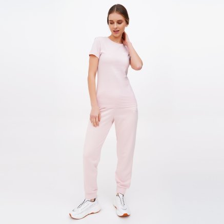 Футболка Puma ESS+ Embroidery Tee - 145510, фото 2 - інтернет-магазин MEGASPORT