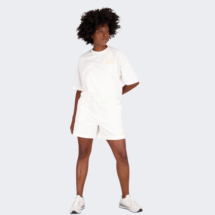 Шорты New Balance Essentials Bloomy Shorts - 155341, фото 2 - интернет-магазин MEGASPORT