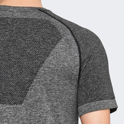 Футболка Puma Rtg Evoknit Basic Tee - 127970, фото 5 - интернет-магазин MEGASPORT