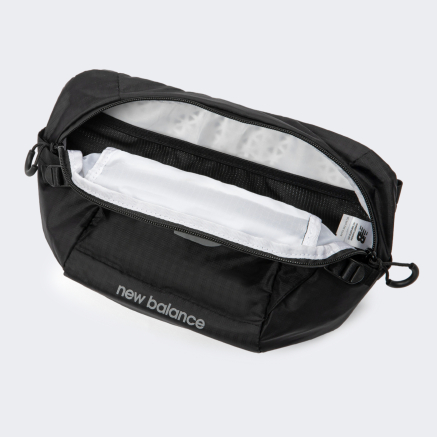 Сумка New Balance RUNNING WAIST BAG - 150242, фото 3 - интернет-магазин MEGASPORT