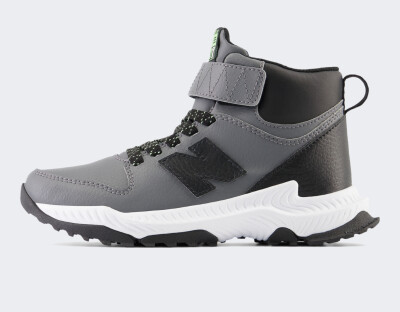 Черевики New Balance дитячі model 800 - 157482, фото 1 - інтернет-магазин MEGASPORT