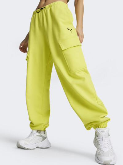 Спортивні штани Puma Dare To Relaxed Cargo Sweatpants TR - 162937, фото 1 - інтернет-магазин MEGASPORT