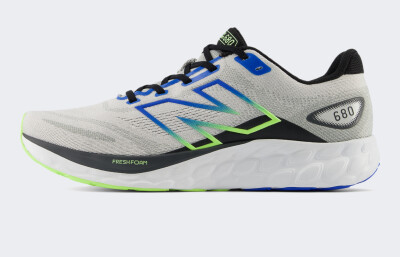 Кросівки New Balance model FF X M680V8 - 163947, фото 1 - інтернет-магазин MEGASPORT