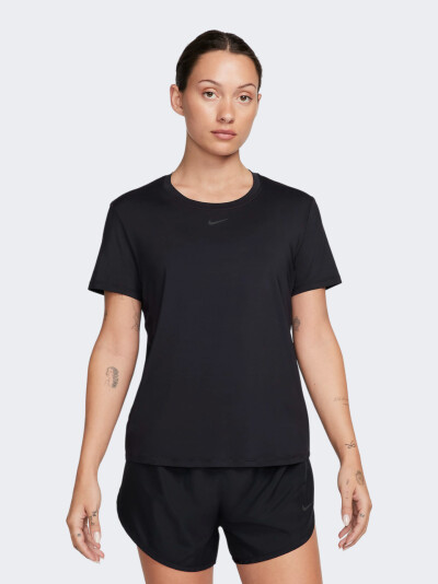 Футболка Nike W NK ONE CLASSIC DF SS TOP - 165090, фото 1 - інтернет-магазин MEGASPORT