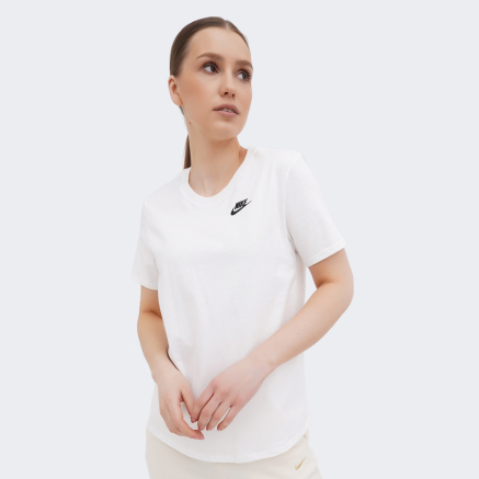 Футболка Nike W NSW CLUB SS TEE - 154508, фото 1 - інтернет-магазин MEGASPORT