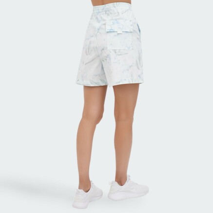 Шорты New Balance Essentials Bloomy Shorts - 155342, фото 2 - интернет-магазин MEGASPORT