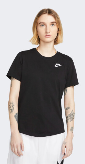 Футболка Nike W NSW CLUB SS TEE - 167165, фото 1 - інтернет-магазин MEGASPORT