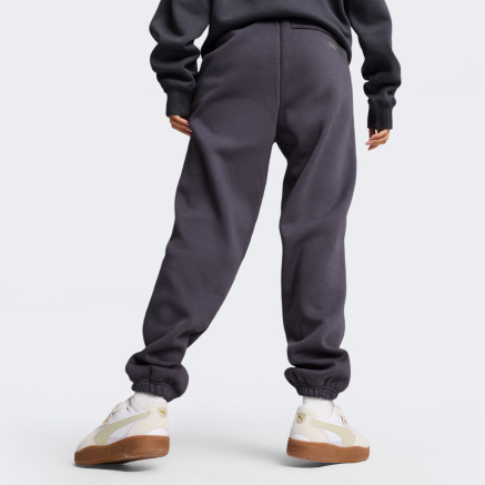 Спортивнi штани Puma Club de Course Sweatpants FL - 168455, фото 2 - інтернет-магазин MEGASPORT