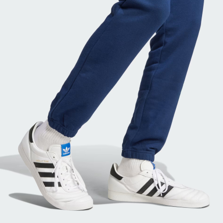 Спортивные штаны Adidas Originals ESS PT - 169468, фото 5 - интернет-магазин MEGASPORT