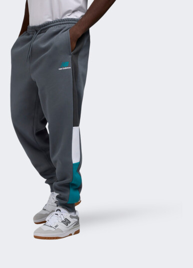 Спортивные штаны New Balance Pant Classics Fleece - 168002, фото 1 - интернет-магазин MEGASPORT