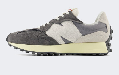 Кроссовки New Balance model 327 - 167589, фото 1 - интернет-магазин MEGASPORT