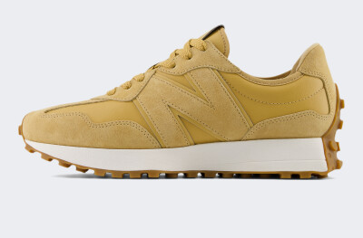Кроссовки New Balance model 327 - 167588, фото 1 - интернет-магазин MEGASPORT