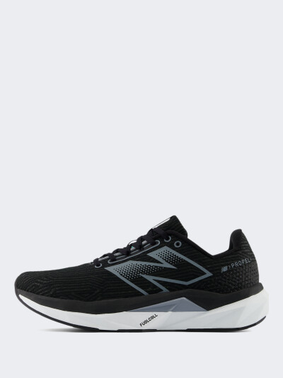 Кросівки New Balance model Propel V5 - 171380, фото 1 - інтернет-магазин MEGASPORT