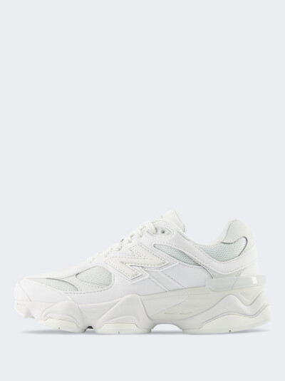 Кросівки New Balance model 9060 - 172679, фото 1 - інтернет-магазин MEGASPORT