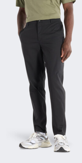 Спортивні штани New Balance Athl. Standard Tapered Pant 30" Pant - 171382, фото 1 - інтернет-магазин MEGASPORT