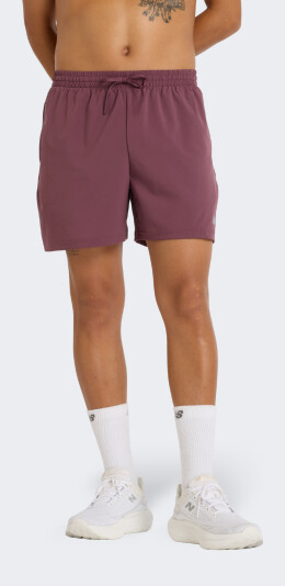 Шорти New Balance Sport Essentials Short 5" - 173499, фото 1 - інтернет-магазин MEGASPORT