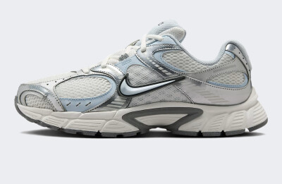 Кросівки Nike W V5 RNR - 173633, фото 1 - інтернет-магазин MEGASPORT