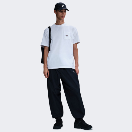 Футболка Nike U NSW TEE M90 SNKR PTCH PKT 2 - 173705, фото 3 - інтернет-магазин MEGASPORT