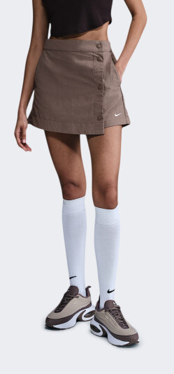 Шорти Nike W NSW ESSNTL WVN MR 3" SKORT - 173702, фото 1 - інтернет-магазин MEGASPORT