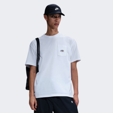 Футболка Nike U NSW TEE M90 SNKR PTCH PKT 2 - 173705, фото 1 - интернет-магазин MEGASPORT