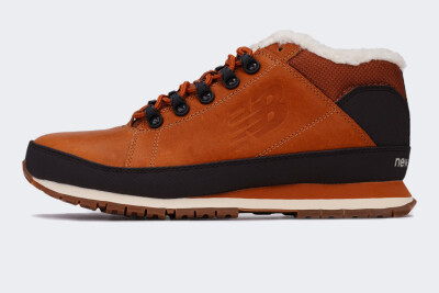 Черевики New Balance Model 754 - 71384, фото 1 - інтернет-магазин MEGASPORT