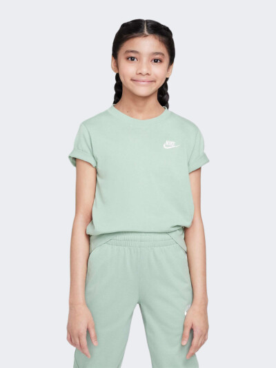 Футболка Nike K NSW TEE EMB FUTURA LBR - 173858, фото 1 - інтернет-магазин MEGASPORT