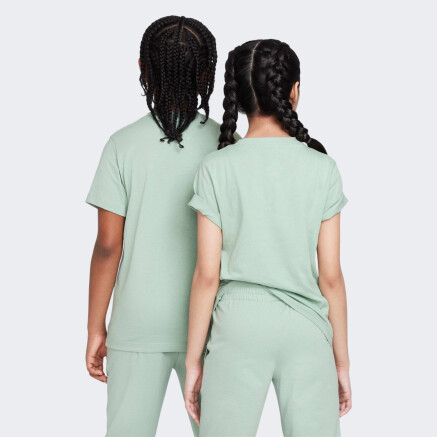 Футболка Nike дитяча K NSW TEE EMB FUTURA LBR - 173858, фото 2 - інтернет-магазин MEGASPORT