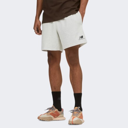 Шорти New Balance NB Essentials uni - 146085, фото 1 - інтернет-магазин MEGASPORT