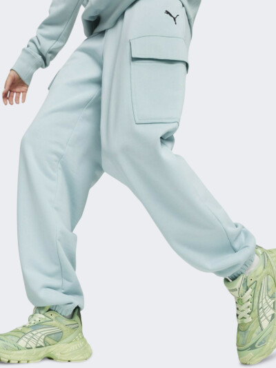 Спортивні штани Puma Dare To Relaxed Cargo Sweatpants TR - 162936, фото 1 - інтернет-магазин MEGASPORT