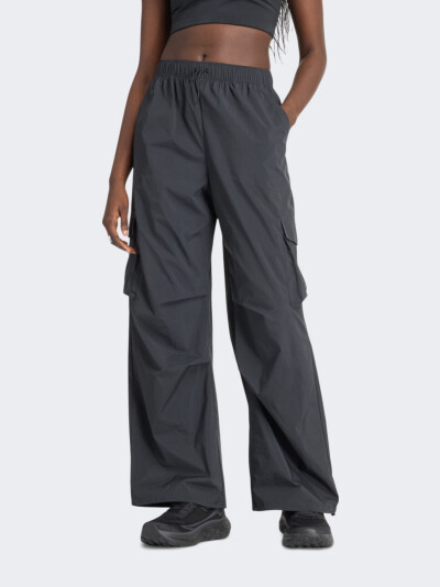 Спортивнi штани New Balance Nylon Cargo Pant - 172508, фото 1 - інтернет-магазин MEGASPORT