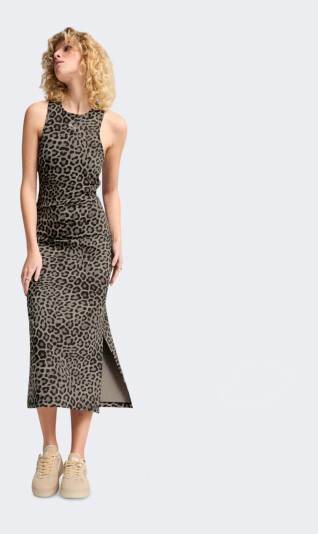 Платье Puma LEO LUXE Slim AOP Dress - 172723, фото 1 - интернет-магазин MEGASPORT