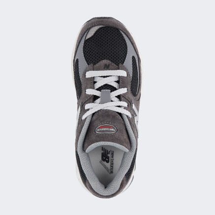 Кросівки New Balance дитячі model 2002R - 174592, фото 5 - інтернет-магазин MEGASPORT