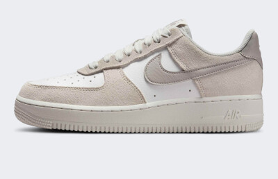 Кеди Nike W AIR FORCE 1 LO - 175386, фото 1 - інтернет-магазин MEGASPORT