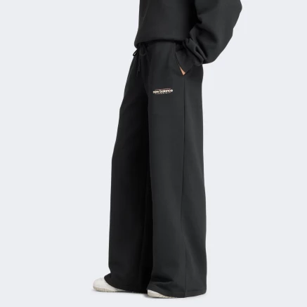 Спортивнi штани New Balance Reimagined Fleece Wide Leg Pant - 175566, фото 3 - інтернет-магазин MEGASPORT