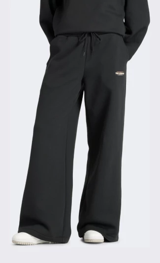 Спортивнi штани New Balance Reimagined Fleece Wide Leg Pant - 175566, фото 1 - інтернет-магазин MEGASPORT