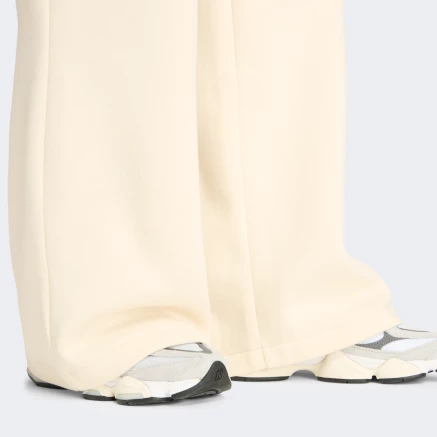 Спортивнi штани New Balance Reimagined Fleece Wide Leg Pant - 175567, фото 7 - інтернет-магазин MEGASPORT
