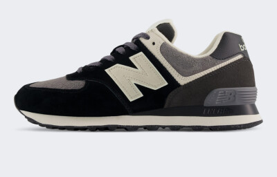 Кросівки New Balance model 574 - 175847, фото 1 - інтернет-магазин MEGASPORT