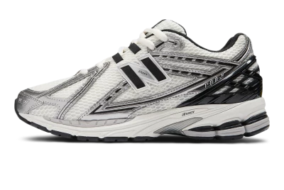 Кросівки New Balance model 1906 - 174559, фото 1 - інтернет-магазин MEGASPORT