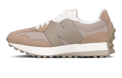Кросівки New Balance model 327 - 173885, фото 1 - інтернет-магазин MEGASPORT