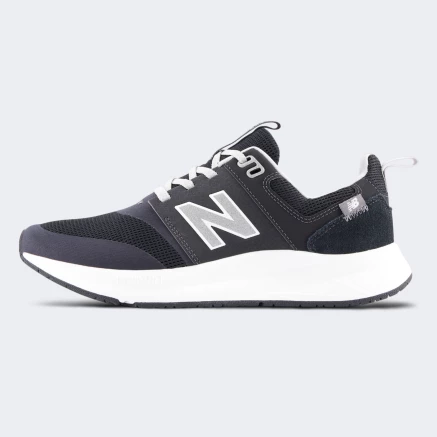 Кросівки New Balance model 900 - 174563, фото 1 - інтернет-магазин MEGASPORT