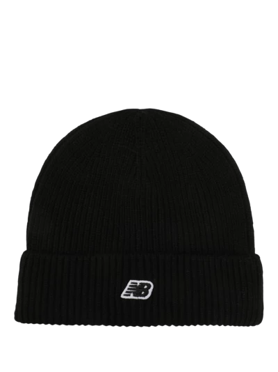 Шапка New Balance Winter Watchman Beanie NB Patch V3.0 - 176603, фото 1 - інтернет-магазин MEGASPORT