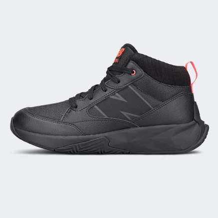 Черевики New Balance model 800 - 176337, фото 1 - інтернет-магазин MEGASPORT