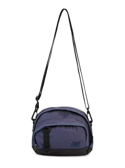 Сумка New Balance ATHLETICS Sling Bag 170699 купити в MEGASPORT, фото 1 Сумка New Balance ATHLETICS Sling Bag - 170699, фото 1 - інтернет-магазин MEGASPORT